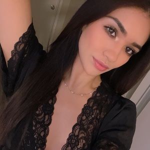 Meet your Posher, Kim